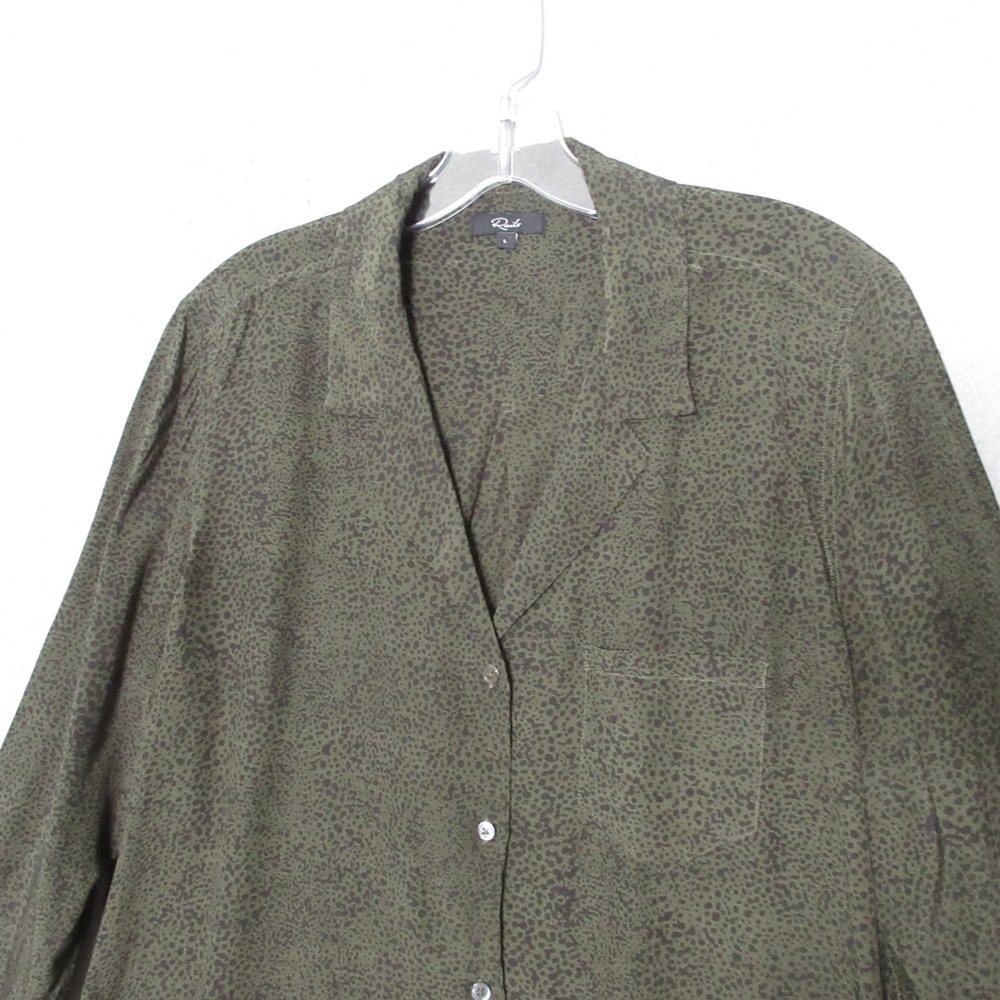 Rails Top Large Green Speckled Animal Print Safari Contemporary Neutral Button
